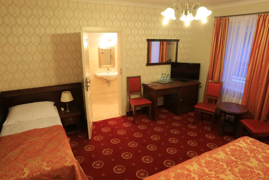 Hotel Kopernik Ciechocinek Δωμάτιο φωτογραφία