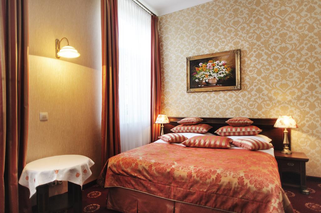 Hotel Kopernik Ciechocinek Δωμάτιο φωτογραφία