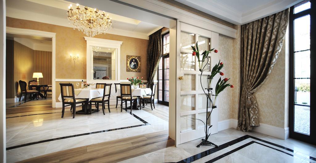 Hotel Kopernik Ciechocinek Εξωτερικό φωτογραφία